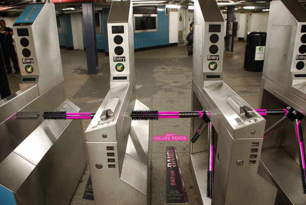 Benefit Cosmetics Ambient Ad - Bang! Mascara 