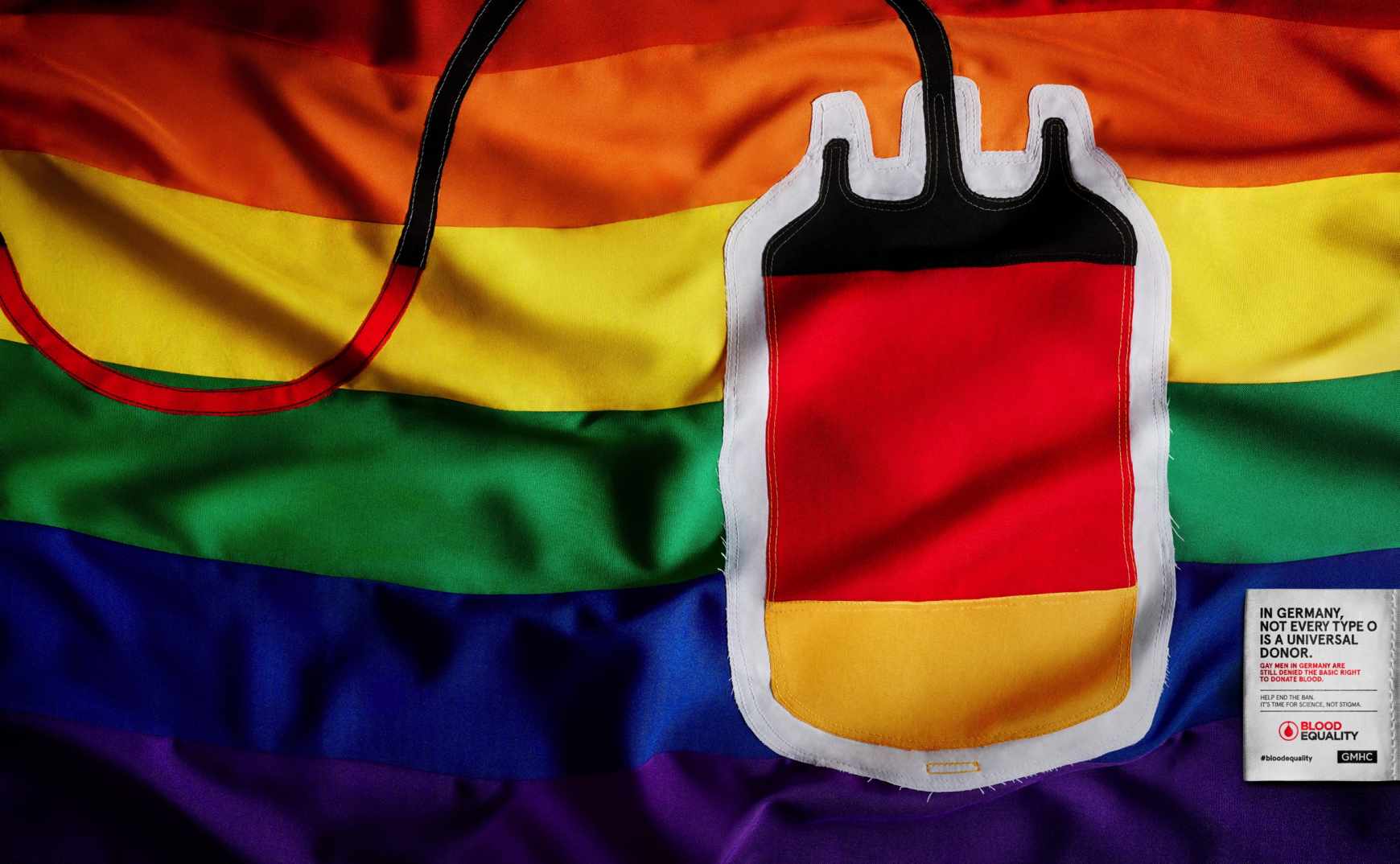 Gay Men’s Health Crisis Print Ad - Blood Flags - Germany