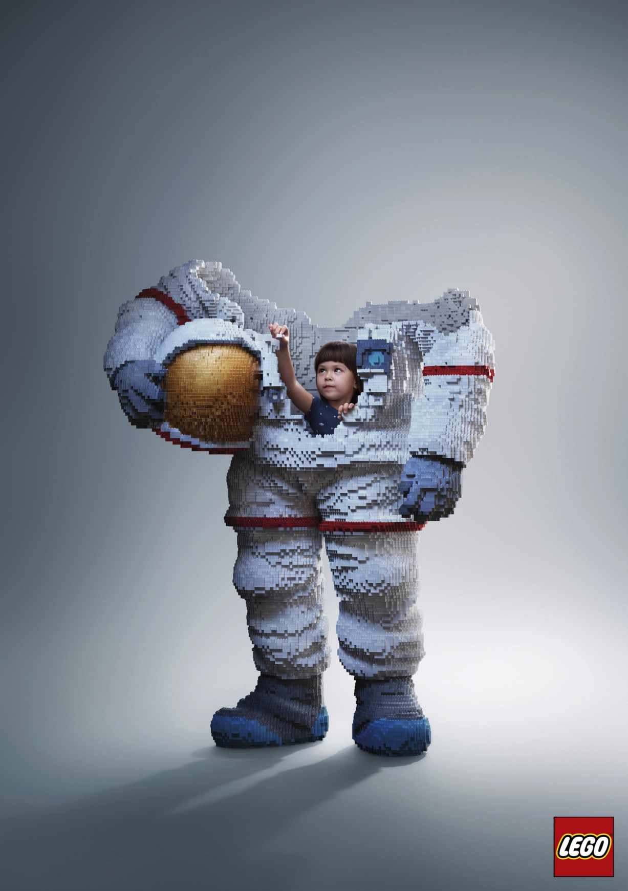 Lego Print Ad - Build the future, Astronaut