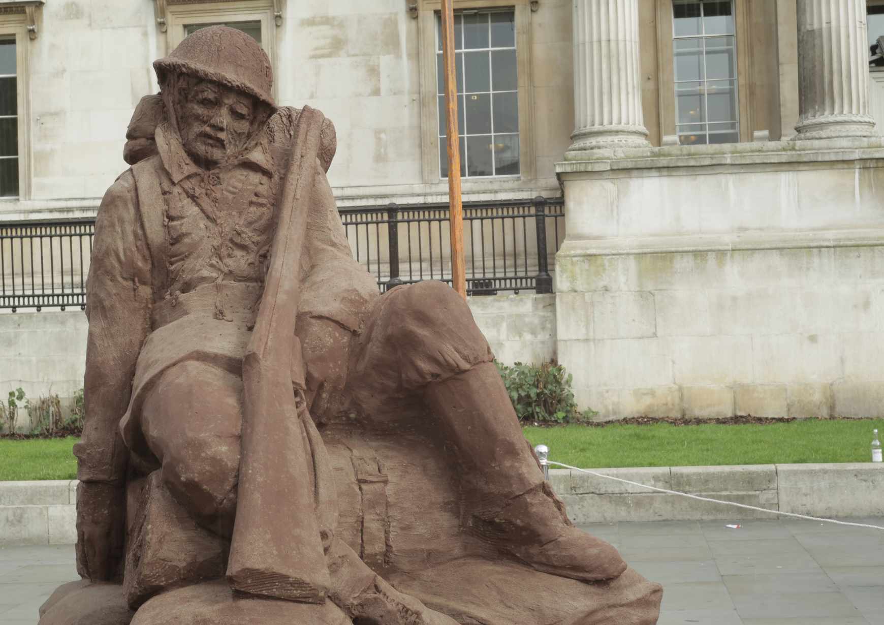 Visit Flanders Ambient Ad - The Mud Soldier