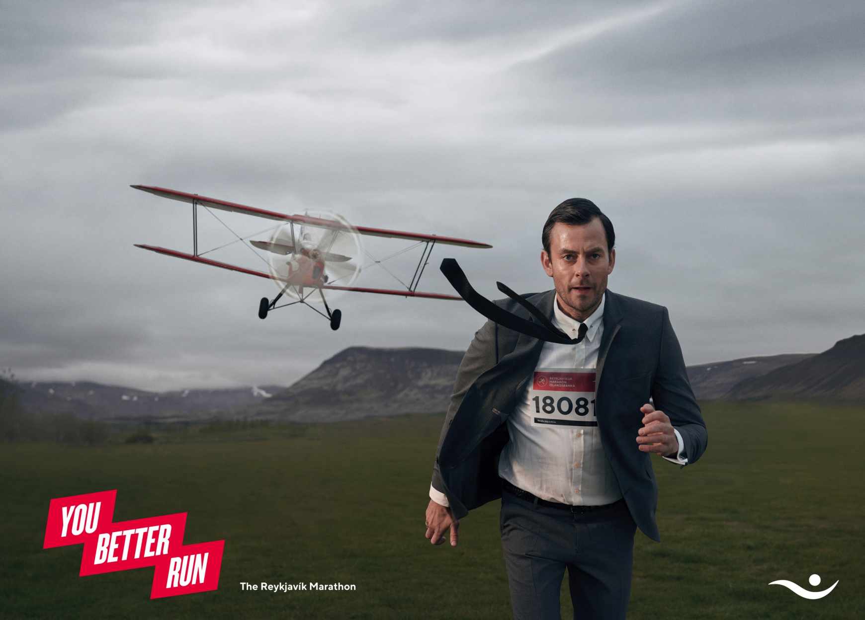 Islandsbanki Print Ad - You Better Run 